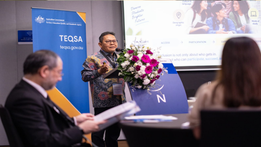 Direktur DE BAN-PT Pembicara pada Simposium Pendidikan Tinggi ASEAN di Bangkok Thailand